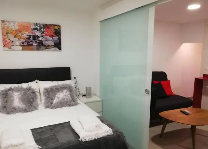 M1 Cool Loft 1 Min Walk To Metro 15 Min Center By Metro