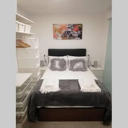 M1 Cool Loft 1 Min Walk To Metro 15 Min Center By Metro Apartment Esplugues de Llobregat Exterior photo